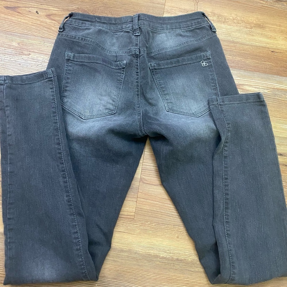 Jessica Simpson Women’s Jeans size 27, black wash